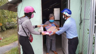 Vĩnh Long: Hỗ trợ bổ sung 700.000 đồng/người bán vé số