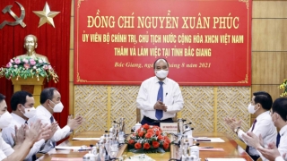 Chủ tịch nước tặng Huân chương vì thành tích chống dịch cho tỉnh Bắc Giang