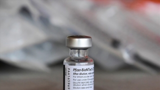 Hiệu quả cao của liều nhắc lại vaccine Pfizer ở người trên 60 tuổi