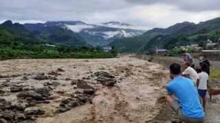 Sơn La: Lũ quét bất ngờ, sơ tán tạm thời hơn 500 hộ dân