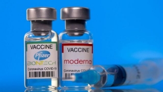 Hiệu quả của vaccine Pfizer và Moderna giảm xuống 66% trước biến thể Delta