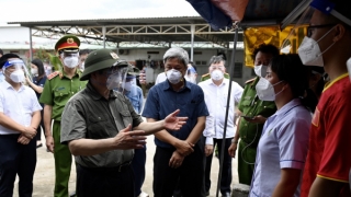 Thủ tướng thiết lập trung tâm chỉ huy kiểm tra trực tuyến về phòng chống dịch tại phòng làm việc