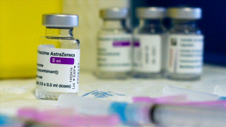 Thêm tác dụng phụ hội chứng rối loạn thần kinh sau tiêm vaccine AstraZeneca