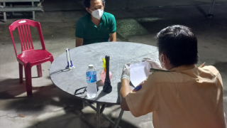Phát hiện hàng loạt xe chở người trái phép qua chốt kiểm soát dịch COVID-19