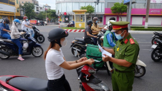 Quảng Ngãi: Sử dụng giấy đi đường tạm thời tại các địa phương giãn cách