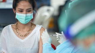 Thái Lan áp dụng cách tiêm dưới da để tiết kiệm vaccine