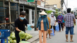 Cần Thơ hỗ trợ người dân gặp khó khăn 500.000 đồng/người từ nguồn ngân sách nhà nước