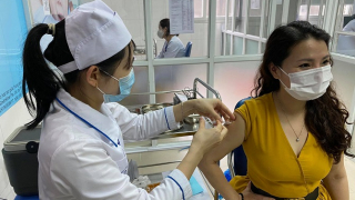 Hà Nội đã có 2,53 triệu người tiêm vaccine COVID-19 mũi 2, đạt 30,6%