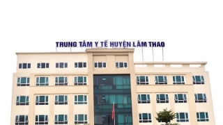 Phú Thọ phong tỏa Trung tâm Y tế huyện Lâm Thao sau khi phát hiện 2 ca mắc COVID-19 mới