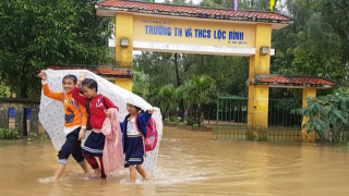 Quảng Nam cho phép học sinh nghỉ học tránh mưa lũ