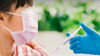 Có 92,13% phụ huynh TP HCM đồng thuận tiêm vaccine phòng COVID-19 cho học sinh