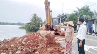 Quảng Ngãi: Sạt lở sông Hưng Nhơn “nuốt” đường DH 28B, gây nguy hiểm hàng chục hộ dân