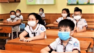 Nghệ An: Học sinh tiểu học và các khối 6,7,8 tại TP Vinh đi học trực tiếp từ ngày 27/12