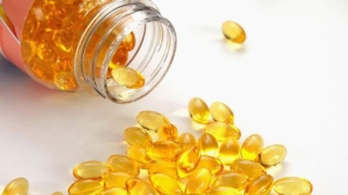 Cách làm giảm nếp nhăn với vitamin E