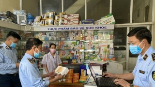 Vĩnh Phúc phát hiện 1 nhà thuốc kinh doanh kit test nhanh COVID-19 không có nguồn gốc