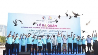 Đà Nẵng: 700 người ra quân vệ sinh môi trường xây dựng “Thành phố sạch - Điểm đến xanh”