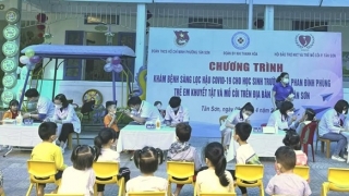 Thanh Hóa: Phường Tân Sơn khám sàng lọc hậu COVID-19 cho học sinh mầm non