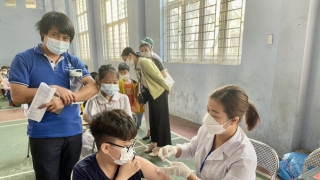 Quảng Ninh: TP Hạ Long tiêm vaccine phòng COVID-19 đợt 2 cho trẻ từ đủ 5 tuổi đến dưới 12 tuổi