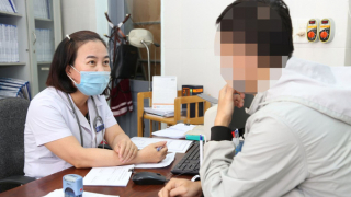 Đắk Lắk: Bệnh nhân điều trị HIV/AIDS ngày càng trẻ hóa