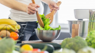 Chế độ ăn thuần chay có tốt cho sức khỏe khi mang thai không?