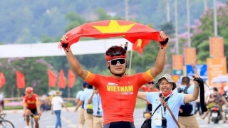 Quàng Văn Cường giành HCV, Nguyễn Thị Thật giành HCB bộ môn đua xe đạp tại SEA Games 31