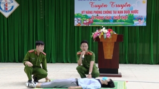 Thanh Hóa tuyên truyền kỹ năng phòng, chống tai nạn đuối nước và phòng cháy chữa cháy cho học sinh