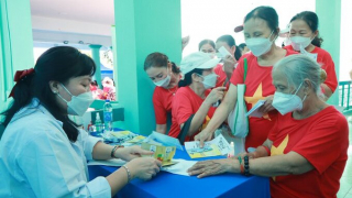 Ngày truyền thống Người cao tuổi Việt Nam 6/6/2022: TP HCM chăm sóc sức khỏe miễn phí cho 500 người cao tuổi