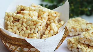 Lợi ích bất ngờ của bánh cốm gạo