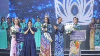 Trần Thị Ban Mai giành ngôi vị Hoa hậu Miss Peace Vietnam 2022