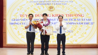 Hà Nội tổ chức tuyên dương khen thưởng Á quân cuộc thi “Đường lên đỉnh Olympia năm 2022”