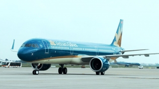 Máy bay Vietnam Airlines phải quay đầu để cấp cứu hành khách