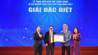 Lễ trao Giải báo chí toàn quốc “Vì sự nghiệp Giáo dục Việt Nam” năm 2022