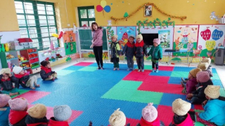 Sở Giáo dục và Đào tạo Hà Nội yêu cầu hạn chế tổ chức hoạt động ngoài trời cho học sinh trong ngày rét đậm