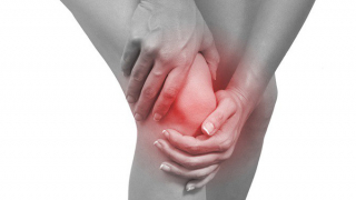 Cách điều trị đau khớp gối ở người trẻ tuổi bằng phương pháp Đông y