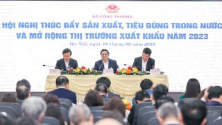 Thủ tướng Phạm Minh Chính chủ trì Hội nghị thúc đẩy sản xuất, tiêu dùng trong nước và mở rộng thị trường xuất khẩu