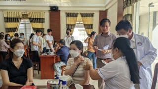 Bà Rịa – Vũng Tàu: Tiêm 167 liều vaccine bổ sung cho viên chức và người lao động tại huyện Châu Đức