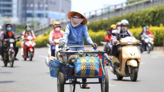 Ngành Y tế tăng cường triển khai các biện pháp cấp bách ứng phó với nguy cơ nắng nóng, hạn hán, thiếu nước, xâm nhập mặn