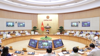 Chính phủ ban hành Nghị quyết phiên họp Chính phủ thường kỳ tháng 6 năm 2023 và Hội nghị trực tuyến Chính phủ với địa phương