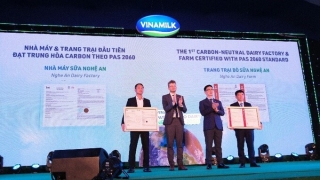 Trang trại 'Green Farm', 'Trung hòa carbon' - Những bước chân đầu tiên của Vinamilk trong lộ trình đến Net Zero