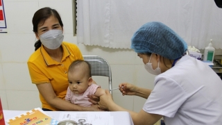 Lào Cai: Thêm loại vaccine được tiêm miễn phí cho người dân