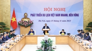 Thủ tướng Chính phủ Phạm Minh Chính chủ trì Hội nghị phát triển du lịch Việt Nam