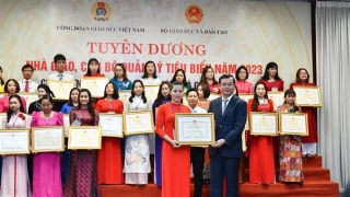 Bộ Giáo dục và Đào tạo tuyên dương 200 nhà giáo, cán bộ quản lý tiêu biểu năm 2023