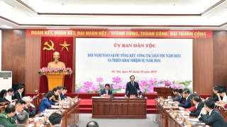 Xây dựng đề án phát triển hệ thống các trường dành cho con em đồng bào dân tộc thiểu số