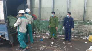 Bắc Ninh phát hiện ô tô tải vận chuyển 2.500 kg mỡ lợn không rõ nguồn gốc xuất xứ