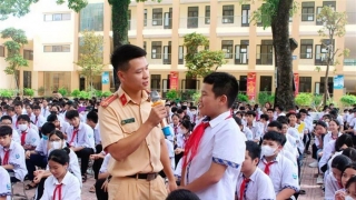 Hà Nội tăng cường công tác bảo đảm trật tự an toàn giao thông cho học sinh trong tình hình mới