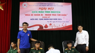 Hà Nội: Ngày hội Hiến máu tình nguyện “Mùa hè nhân ái – Ngàn trái tim khỏe”; đăng ký hiến mô, tạng nhân đạo năm 2024 tại phường Tây Mỗ