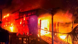 Cà Mau: Xảy ra vụ cháy lớn thiêu rụi hoàn toàn nhà dân