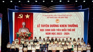 Tuyên dương, khen thưởng học sinh tiêu biểu Thủ đô năm học 2023-2024
