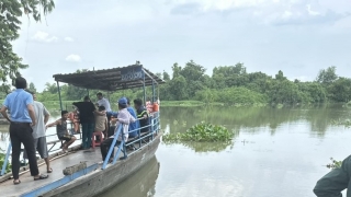 Bình Dương: Tìm kiếm 3 thiếu nữ đuối nước mất tích trên sông Sài Gòn