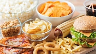 Thực phẩm không nên ăn khi giảm mỡ bụng
